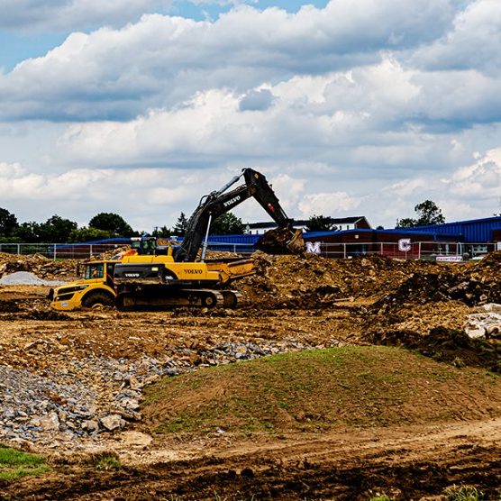 Contractors excavating the site of the Mercer County Senior High School athletic complex. (Image: Harrodsburg Herald/Robert Moore.)